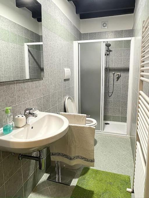 Wonderful Central Apartment! Mantova Exterior photo